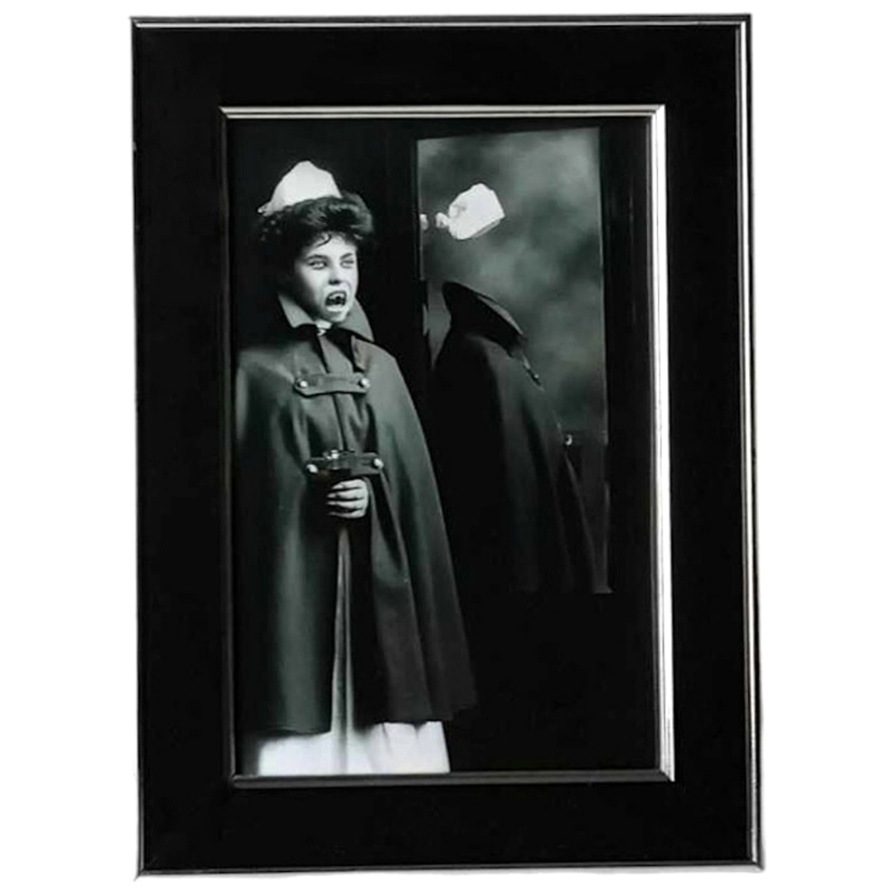 Victorian creepy vampire girl vintage Halloween Gothic oddidies Oddity horror